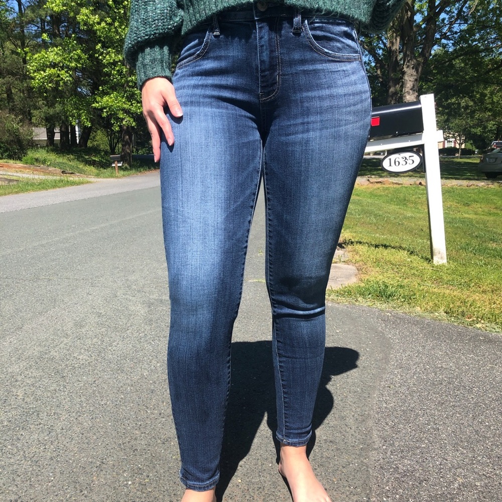 American Eagle Super Stretch Jegging